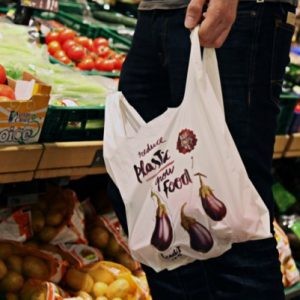สร้างชีวิตใหม่ ไม่ทำลายสิ่งแวดล้อม FEEDitBAG